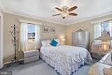 381 Carteret - Photo 28