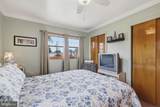381 Carteret - Photo 33