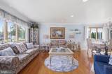 381 Carteret - Photo 9