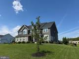 9812 Thoroughbred Road - Photo 2