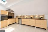 2094 Hunters Crest Way - Photo 19