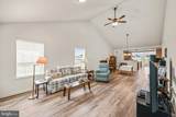 201 Jutland Way - Photo 4