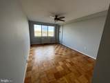 10201 Grosvenor Place - Photo 23