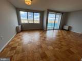 10201 Grosvenor Place - Photo 8