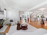 9409 Singleton Drive - Photo 9