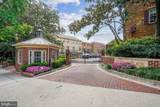 1604 Beekman Place - Photo 39