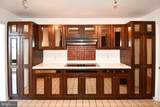 10 Lee Street - Photo 60