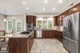 8811 Surrey Court - Photo 15