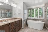 8811 Surrey Court - Photo 28