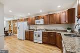 40 Poultney Street - Photo 15