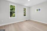 1901 Longwood Street - Photo 21