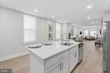1901 Longwood Street - Photo 9