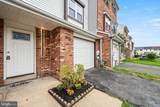 3042 Greenshire Avenue - Photo 4