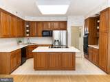 10804 Willow Run Court - Photo 4