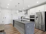 100 Saint Ives Place - Photo 5