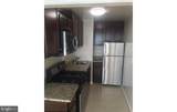 10201 Grosvenor Place - Photo 3