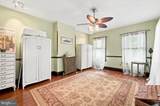 1322 Montgomery - Photo 19
