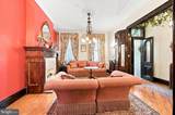 1322 Montgomery - Photo 5