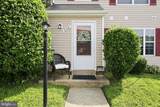208 Heritage Commons Drive - Photo 2