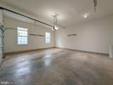 10229 Quartz Avenue - Photo 19