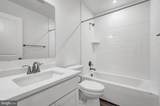 718 Bur Oak Court - Photo 18