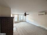 19 Main - Photo 9