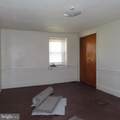 11677 Lincoln Way - Photo 18
