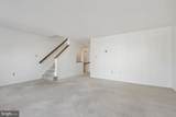 18221 Fox Chase Circle - Photo 4