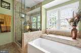 10008 Beacon Pond Lane - Photo 37