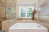 10008 Beacon Pond Lane - Photo 38