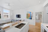 210 Washington Square - Photo 11