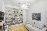 210 Washington Square - Photo 18