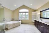 7126 Wayne Drive - Photo 15