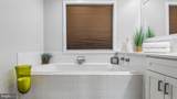 7 Christopher Columbus Boulevard - Photo 18