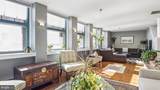 7 Christopher Columbus Boulevard - Photo 2