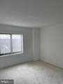 307 Yoakum Parkway - Photo 10