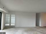 307 Yoakum Parkway - Photo 13