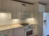 307 Yoakum Parkway - Photo 3