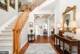 17 Belmont Circle - Photo 4