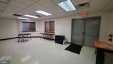 555 Hospital Drive - Photo 18