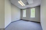 3927 Blenheim Boulevard - Photo 9