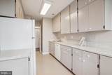 10401 Grosvenor Place - Photo 15