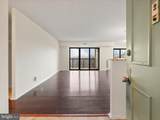 309 Yoakum Parkway - Photo 4
