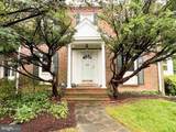 1004 Noyes Drive - Photo 3