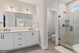 704 Brewster Alley - Photo 16