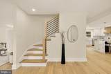 9201 Farnsworth Drive - Photo 6