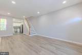 2010 Lehigh Avenue - Photo 4