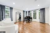 7814 Crownhurst Court - Photo 11