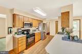 121 Pendragon Court - Photo 13