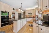 20 Dorchester Way - Photo 8
